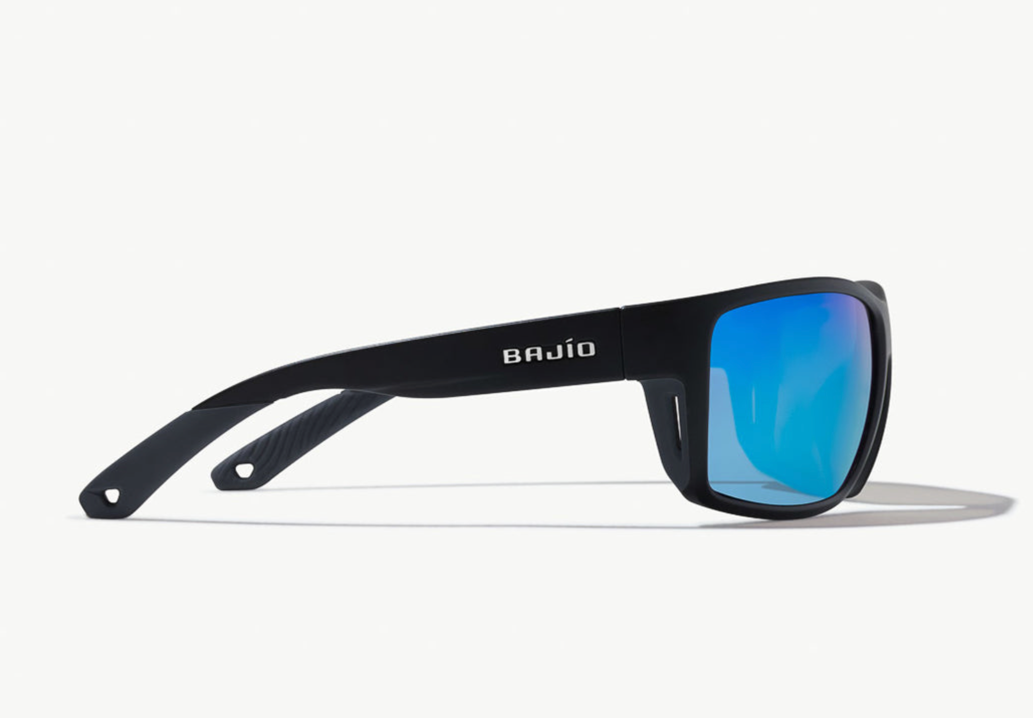 Bales Beach | Black Matte Frame | Blue Mirror Lenses | Bajio