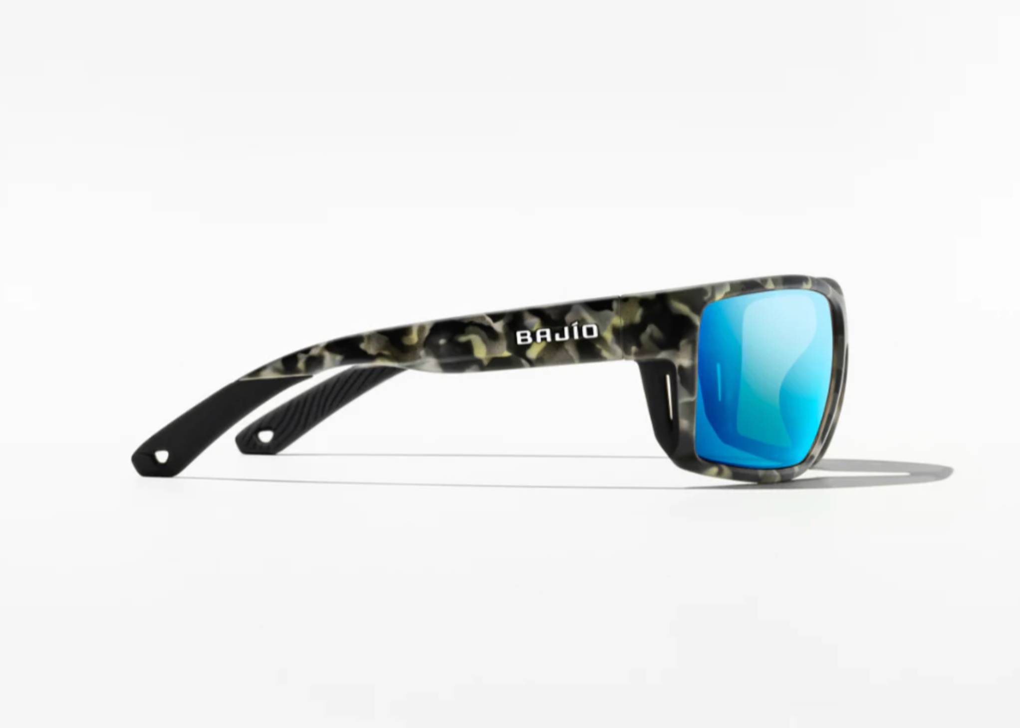 Bales Beach | Gray Camo Frame | Blue Mirror Lenses | Bajio